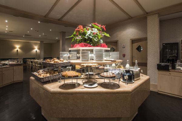 FlyOn Hotel & Conference Center (Bologna)